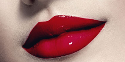 Classic Lipsticks Valiant Poppy with SynKos 2040