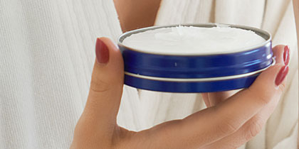 Light Sunscreen Lotion with Enhans CY-62